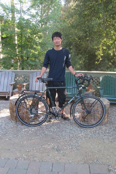 Takayuki is headed across the US on his new Surly LHT
