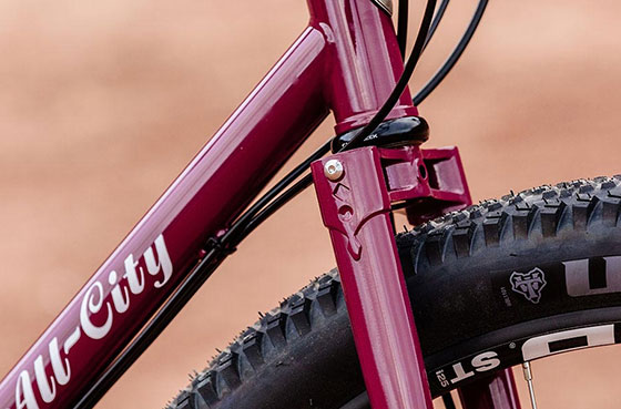 Gorilla Monsoons features lugged bi-plane fork crown
