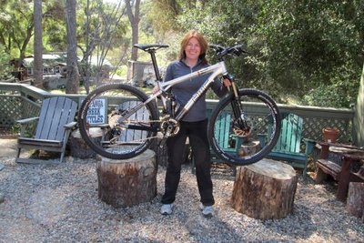 Jan and her BMC Speedfox SF01 are ready for Gooseberry Mesa in Utah