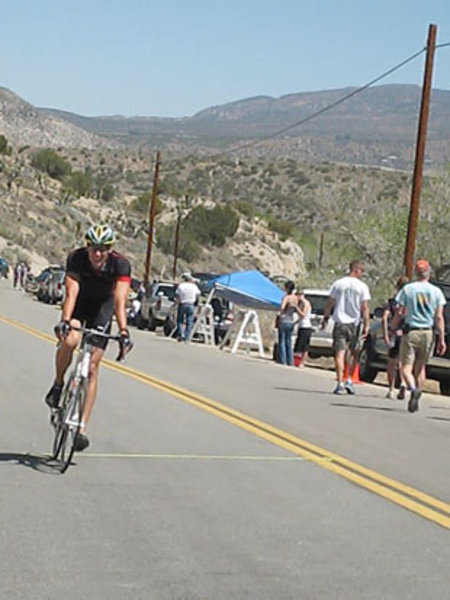 Ryan Steers in Devil's Puncbowl Road Race in April 2009