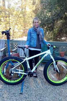 Ashley picks up an awesome Surly Mukluk