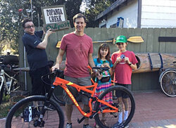 Keith brought the whole family to pick up his new and shiny Salsa Horsethief