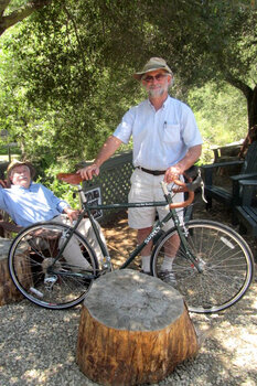 Chris picks up his new Surly Long Haul Trucker with the Brooks Honey B17