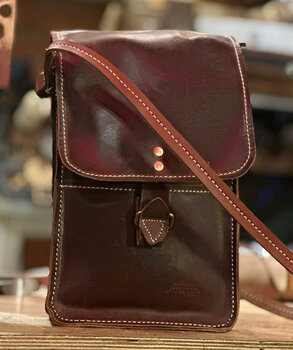 Leather shoulder bag
