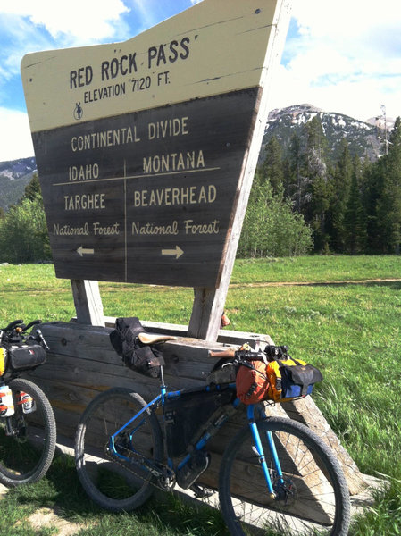 Jay of Topanga Creek Outpost racing the Tour Divide 2016