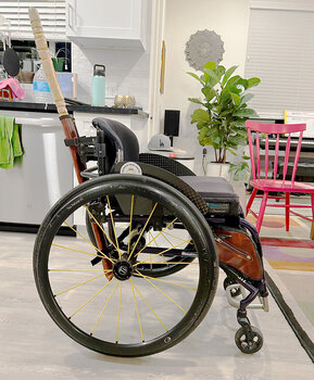 Leather accessory bag for the wheelchairs